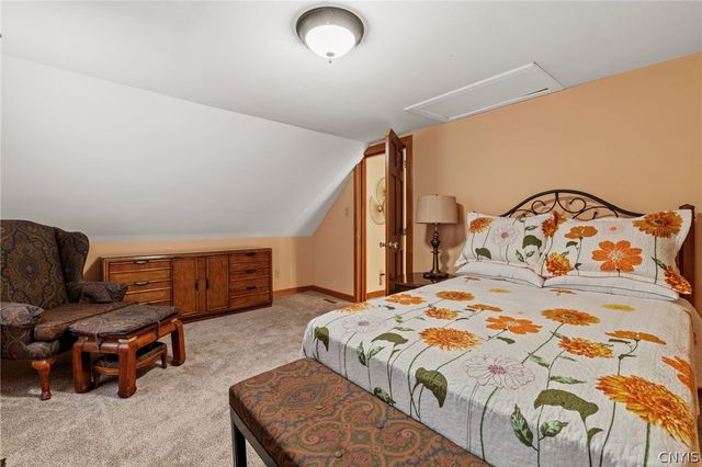 4582 North Street, Dewitt, NY 13078
