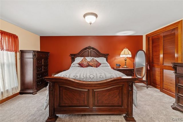4582 North Street, Dewitt, NY 13078
