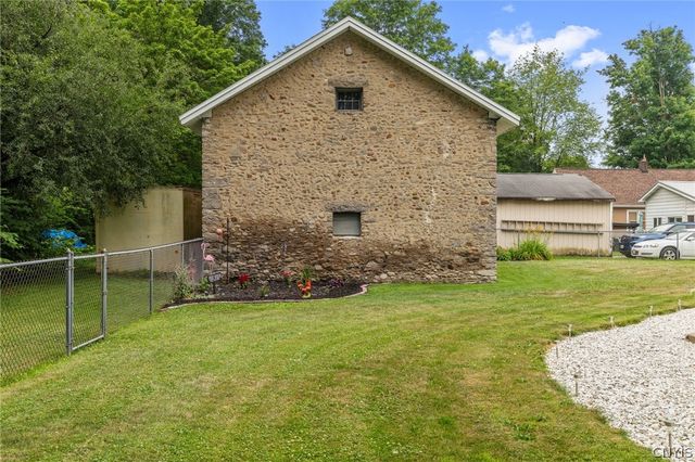 4582 North Street, Dewitt, NY 13078