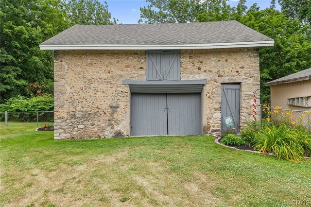 4582 North Street, Dewitt, NY 13078