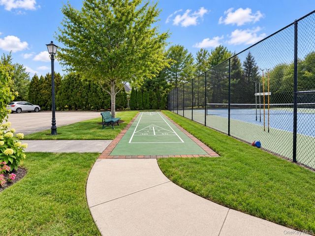 55 Rose Lane, Mount Sinai, NY 11766