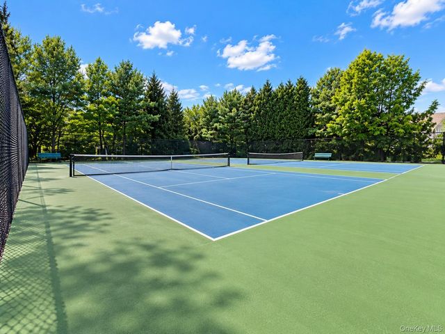 55 Rose Lane, Mount Sinai, NY 11766