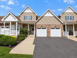 55 Rose Lane, Mount Sinai, NY 11766