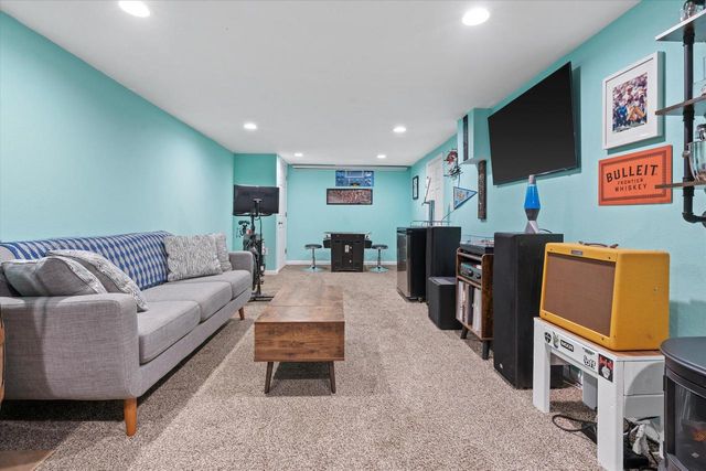 1710 Michigan AVENUE, South Milwaukee, WI 53172