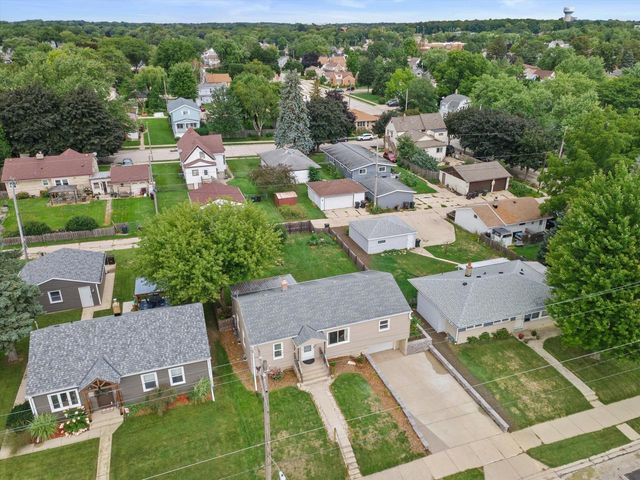 1710 Michigan AVENUE, South Milwaukee, WI 53172