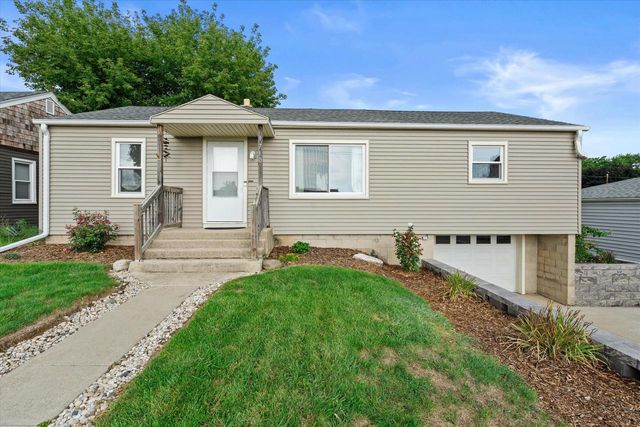 1710 Michigan AVENUE, South Milwaukee, WI 53172