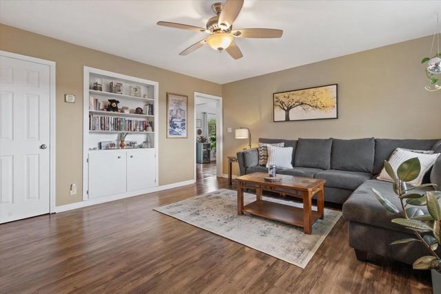 1710 Michigan AVENUE, South Milwaukee, WI 53172