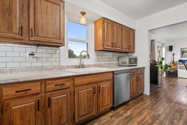 1710 Michigan AVENUE, South Milwaukee, WI 53172