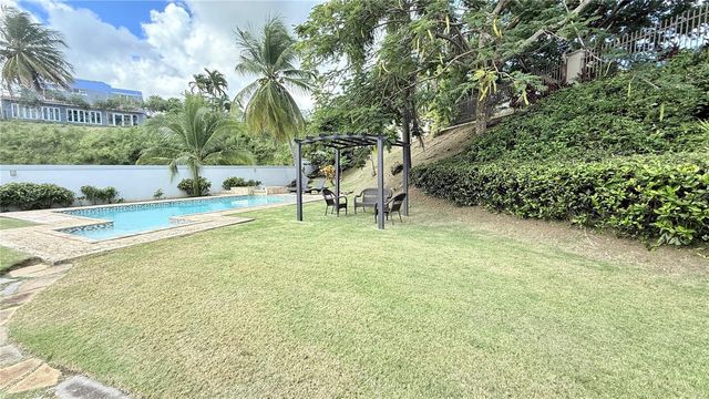 CAMINO DEL VALLE PAISAJE DEL LAGO F4, Luquillo, PR 00773