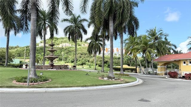 CAMINO DEL VALLE PAISAJE DEL LAGO F4, Luquillo, PR 00773