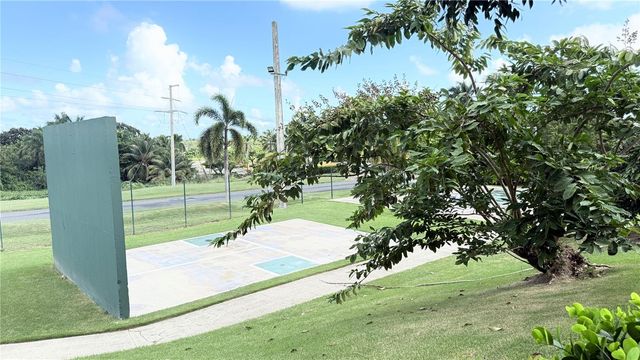 CAMINO DEL VALLE PAISAJE DEL LAGO F4, Luquillo, PR 00773