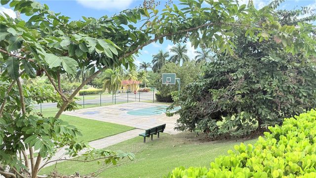 CAMINO DEL VALLE PAISAJE DEL LAGO F4, Luquillo, PR 00773