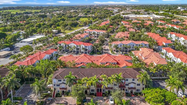 312 Bayfront Drive, Boynton Beach, FL 33435