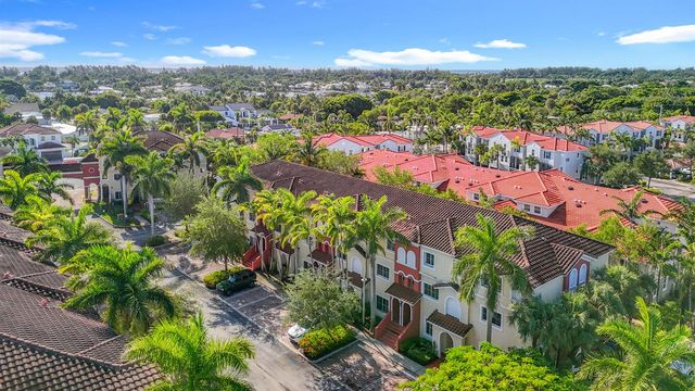 312 Bayfront Drive, Boynton Beach, FL 33435