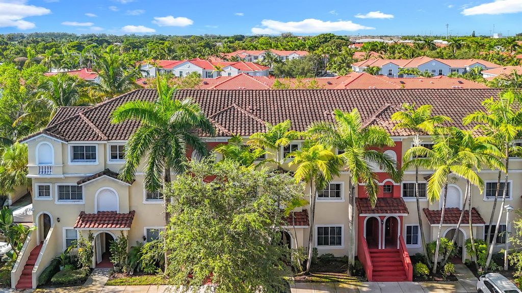 312 Bayfront Drive, Boynton Beach, FL 33435