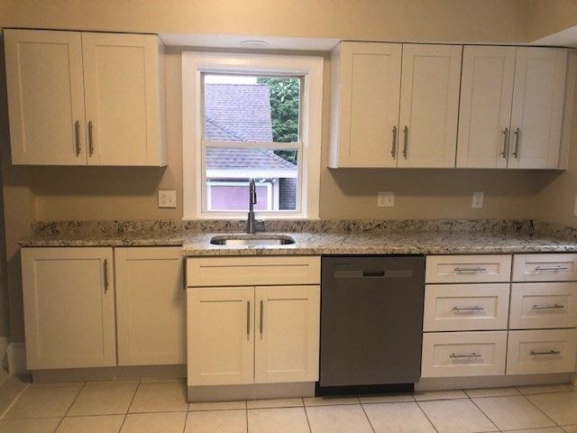 15 Pearl St 2, Reading, MA 01867