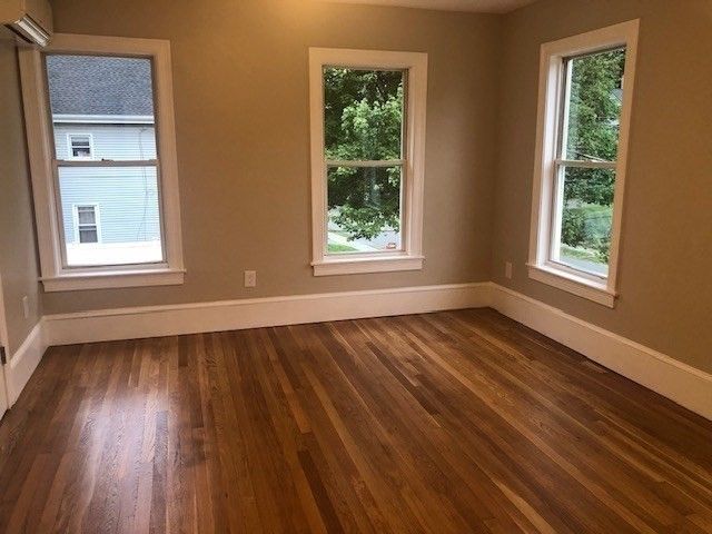 15 Pearl St 2, Reading, MA 01867