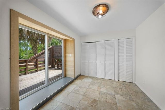 3691 4th AVE NE, Naples, FL 34120