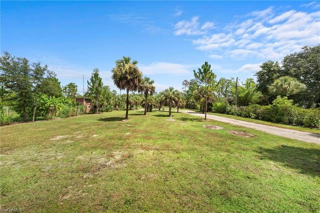 3691 4th AVE NE, Naples, FL 34120