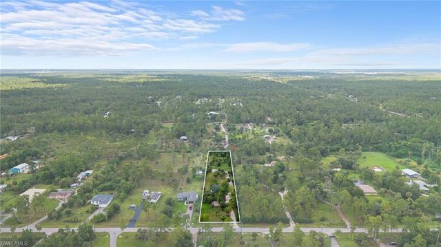 3691 4th AVE NE, Naples, FL 34120