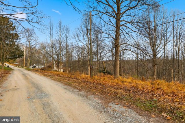 219 A HIGHFIELD RD, Airville, PA 17302