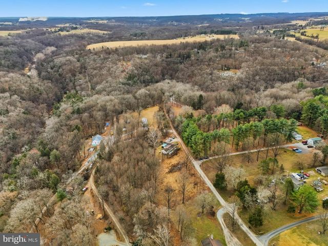 219 A HIGHFIELD RD, Airville, PA 17302