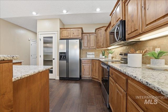 11739 W Creekrapids Dr, Star, ID 83669