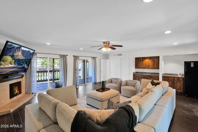 7614 E PLEASANT Run, Scottsdale, AZ 85258