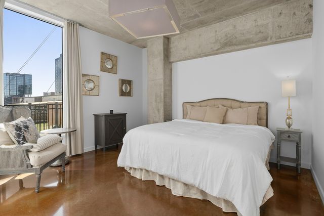 600 12th Ave S Apt 313, Nashville, TN 37203