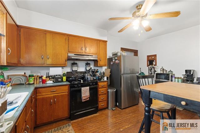 106 Main Street, Whitehouse Station, NJ 08889