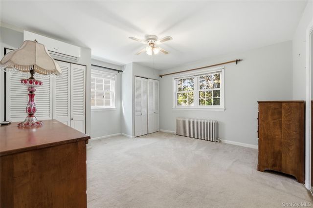 6 Central Avenue, Amityville, NY 11701