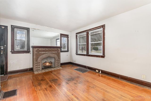 1933 Lawn Ave., Norwood, OH 45237