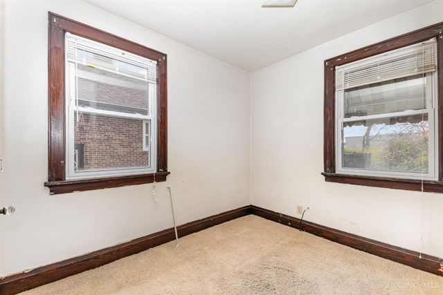 1933 Lawn Ave., Norwood, OH 45237