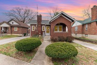 1933 Lawn Ave., Norwood, OH 45237