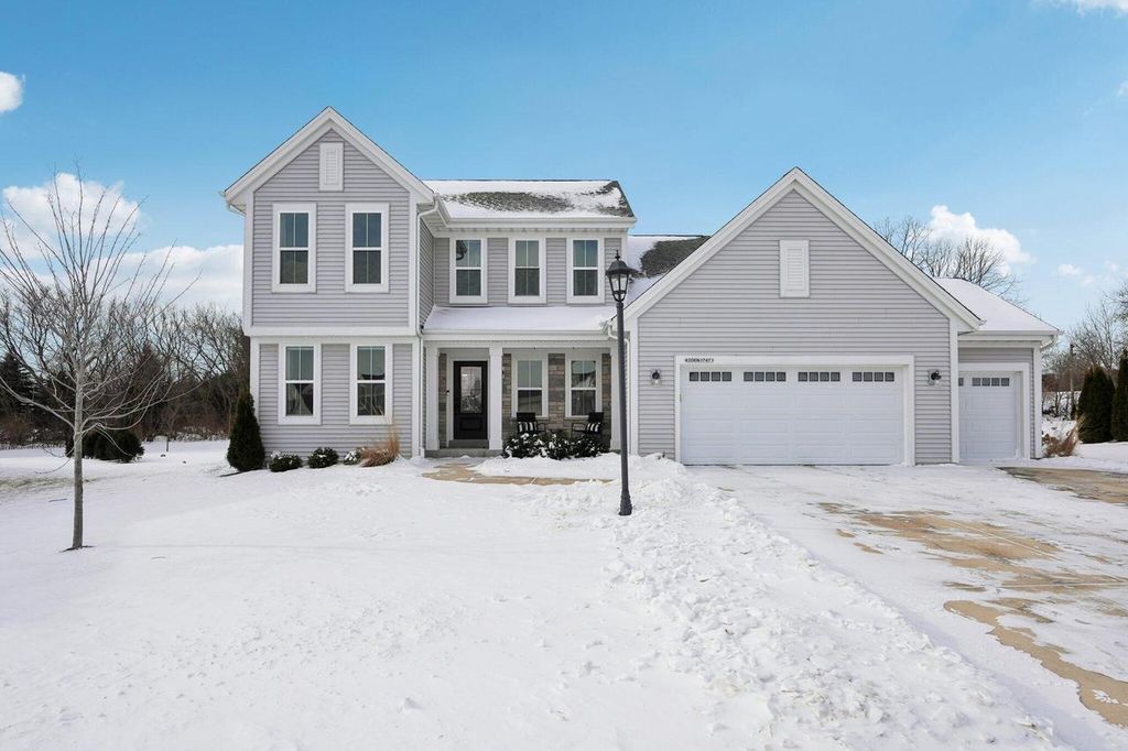 W206N17471 Hidden Creek ROAD, Jackson, WI 53037