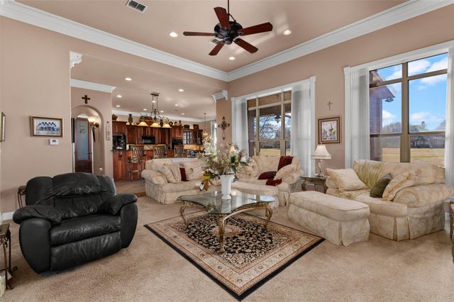 520 Canterbury Lane, Bossier City, LA 71111