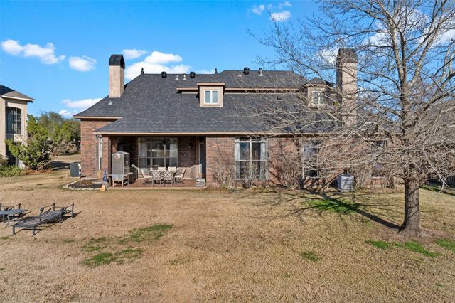 520 Canterbury Lane, Bossier City, LA 71111