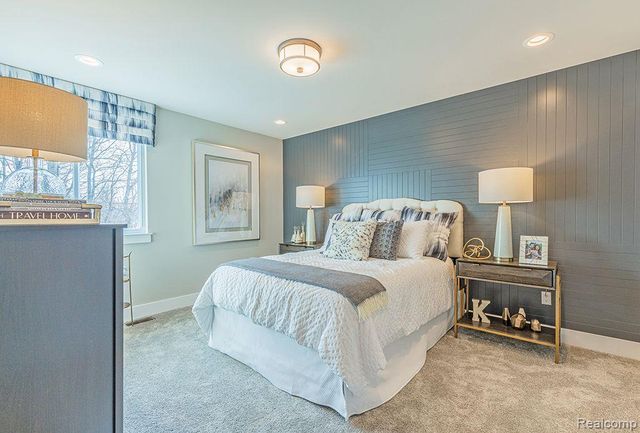 21008 Campolina Drive, South Lyon, MI 48178