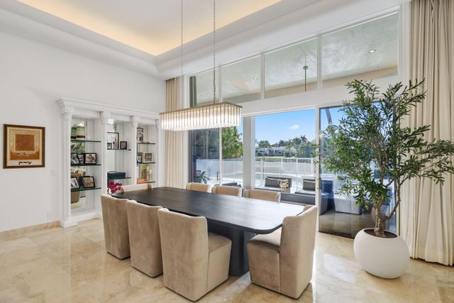 6799 Newport Lake Circle, Boca Raton, FL 33496