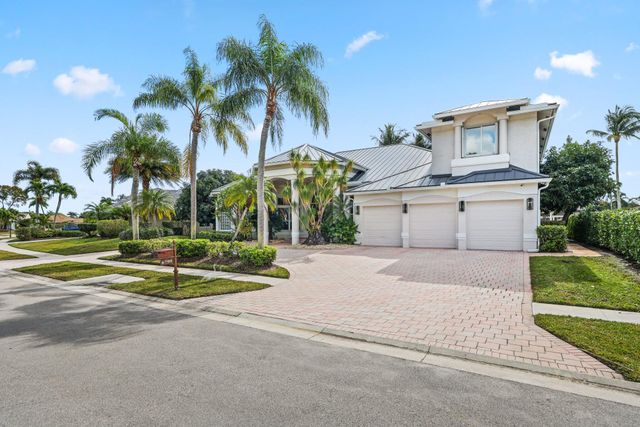 6799 Newport Lake Circle, Boca Raton, FL 33496
