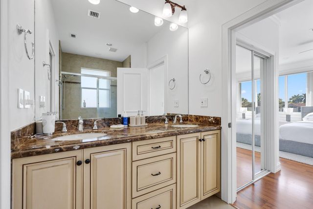 6799 Newport Lake Circle, Boca Raton, FL 33496