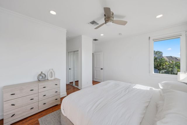 6799 Newport Lake Circle, Boca Raton, FL 33496