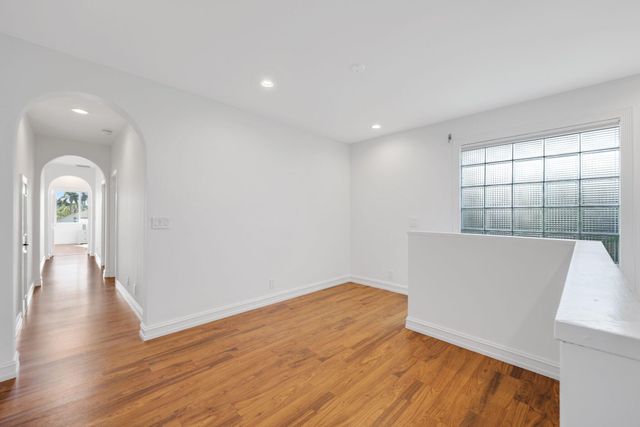 6799 Newport Lake Circle, Boca Raton, FL 33496