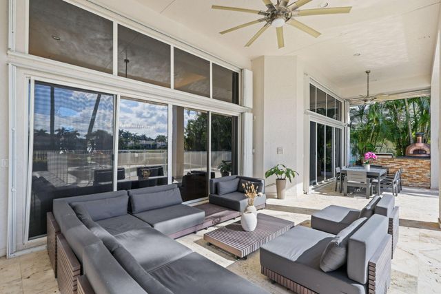 6799 Newport Lake Circle, Boca Raton, FL 33496