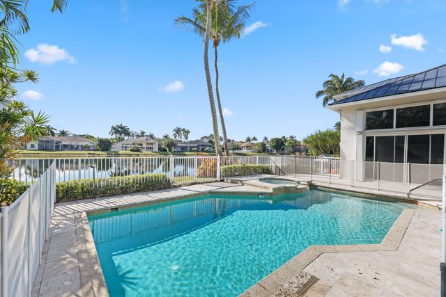 6799 Newport Lake Circle, Boca Raton, FL 33496