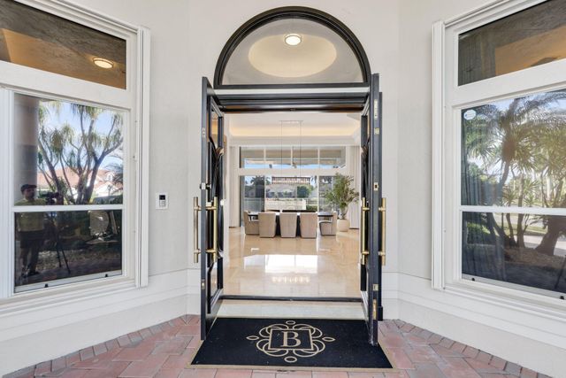 6799 Newport Lake Circle, Boca Raton, FL 33496