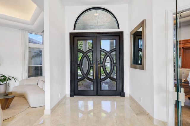 6799 Newport Lake Circle, Boca Raton, FL 33496