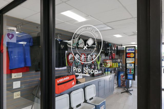 6799 Newport Lake Circle, Boca Raton, FL 33496