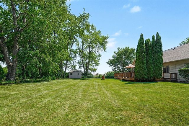 13741 Green Prairie Street, Vicksburg, MI 49097