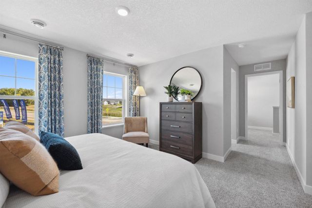 2021 Aquarius Drive, Shakopee, MN 55379